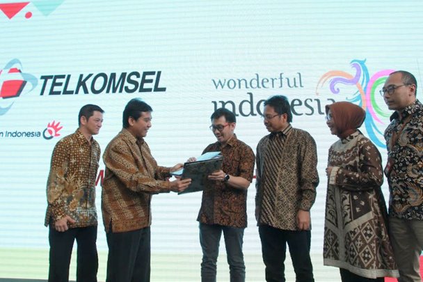 Teken MOU dengan Kemenpar, Telkomsel Hadirkan Paket Pariwisata Khusus Wisman