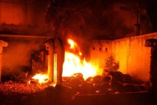 Gudang Ban Milik Showroom Suzuki Terbakar