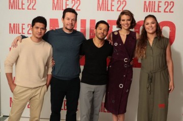 Bintangi Mile 22, Mark Wahlberg Sebut Iko Uwais Bintang Besar Dunia